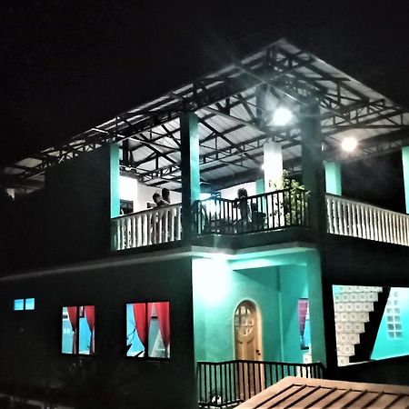Smallfry'S Beach Resort Calatrava  Exterior foto